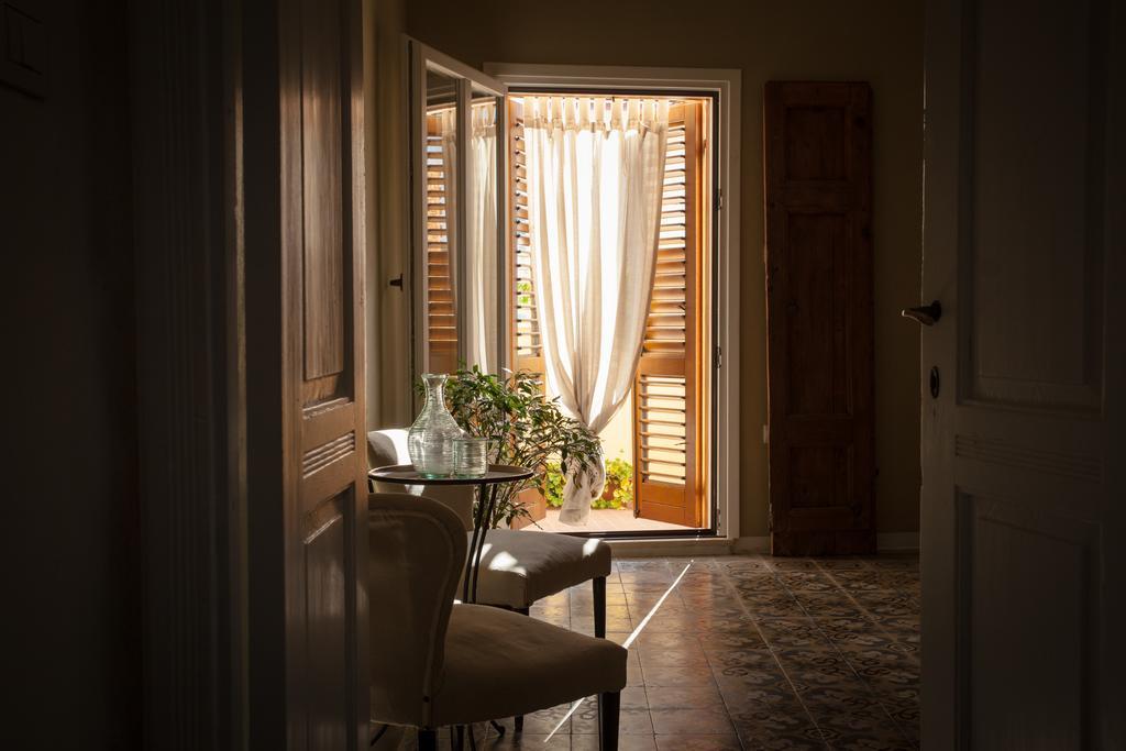 Piazza San Pantaleo Bed & Breakfast Sorso Oda fotoğraf