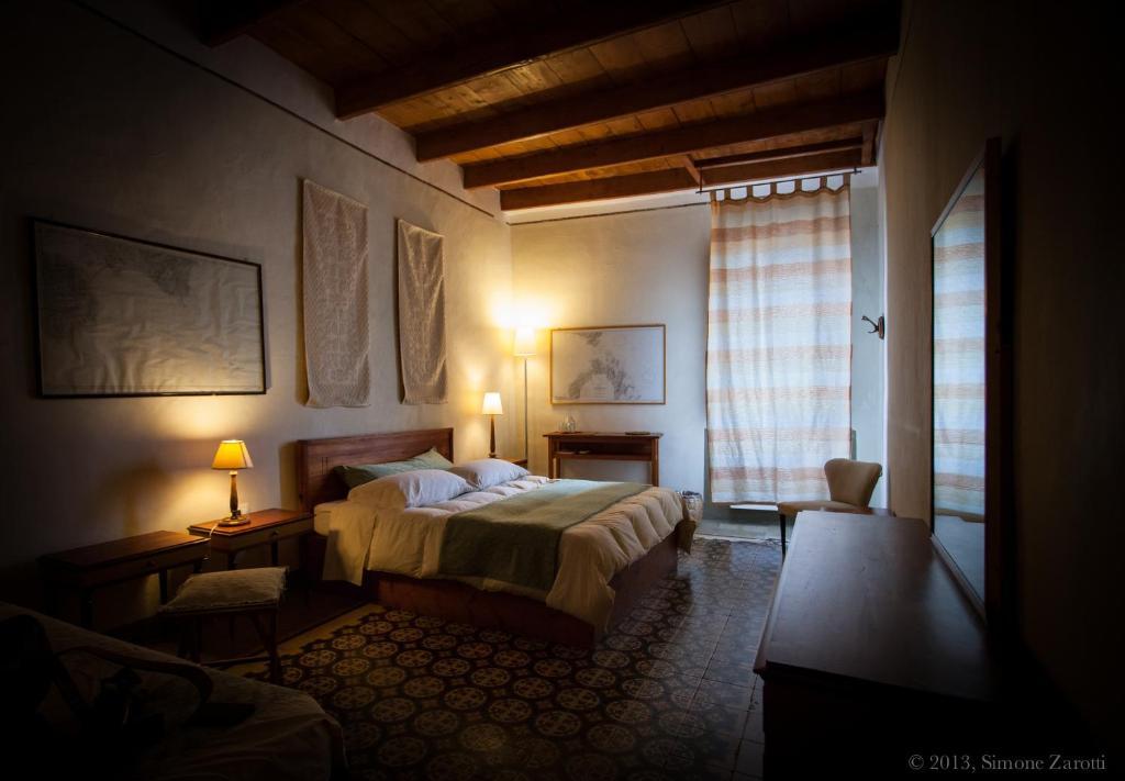Piazza San Pantaleo Bed & Breakfast Sorso Oda fotoğraf